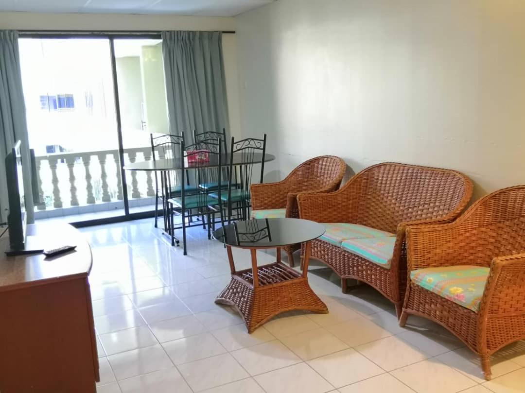 Pangkor Fun Fun Fun Apartment Pekan Pangkor Екстериор снимка